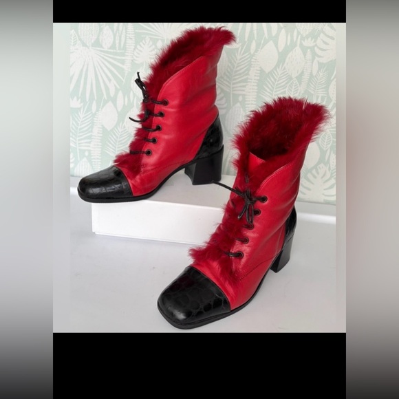 Vintage Shoes - Emmedieci Leather Red Booties Victorian Style w/ Rabbit Hair Lining EU 38 US 7.5
